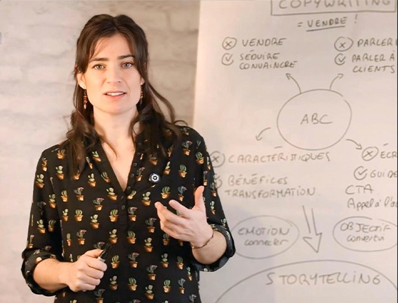 Agence VOUA sur Pertuis propose des formations en copywriting et storytelling pour gagner en visibilité sur les réseaux sociaux et augmenter sa notoriété avec Coralie SIEGEL